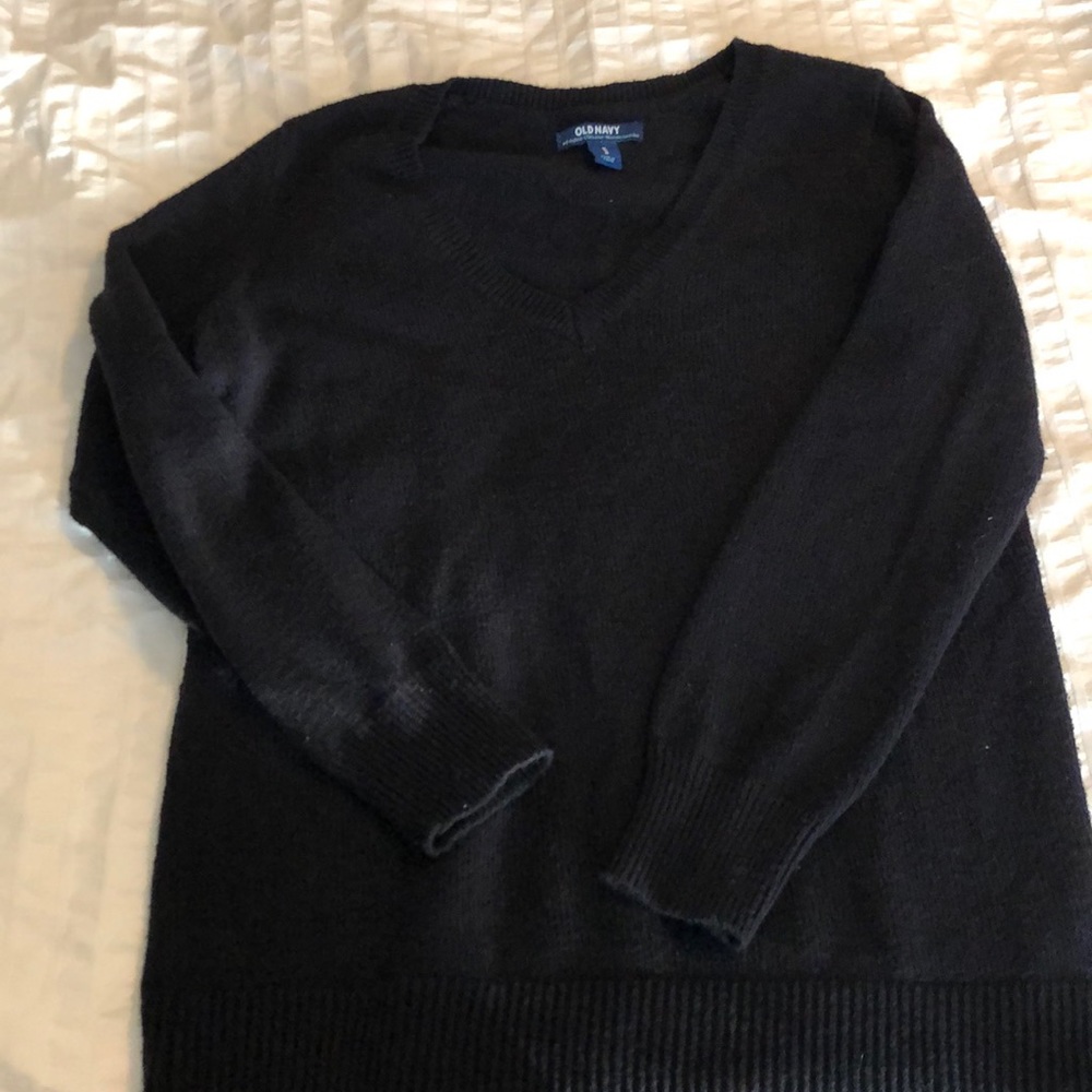 Old Navy sweater